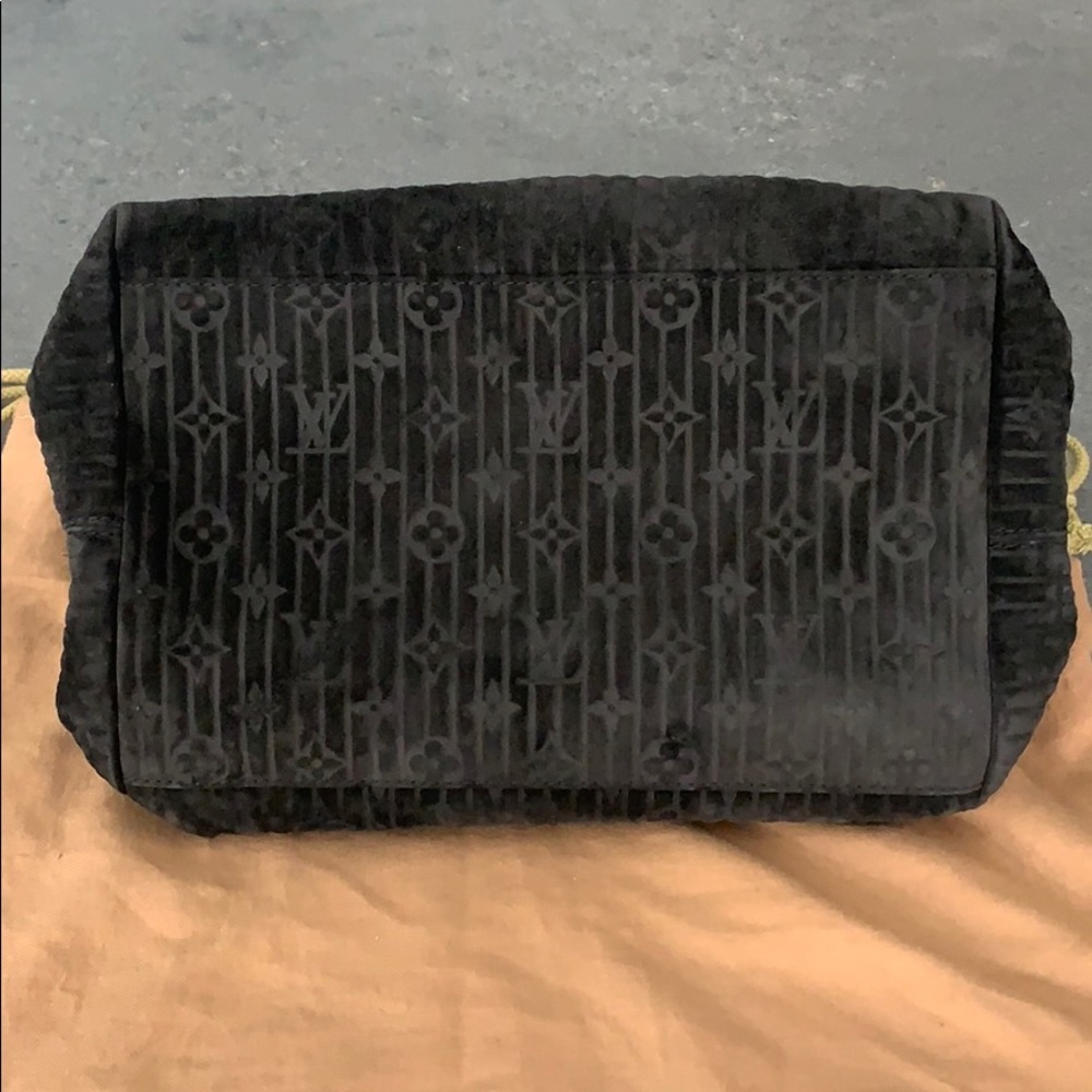 LOUIS VUITTON WHISPER KHOL MONOGRAM TOTE - Picture 4 of 14